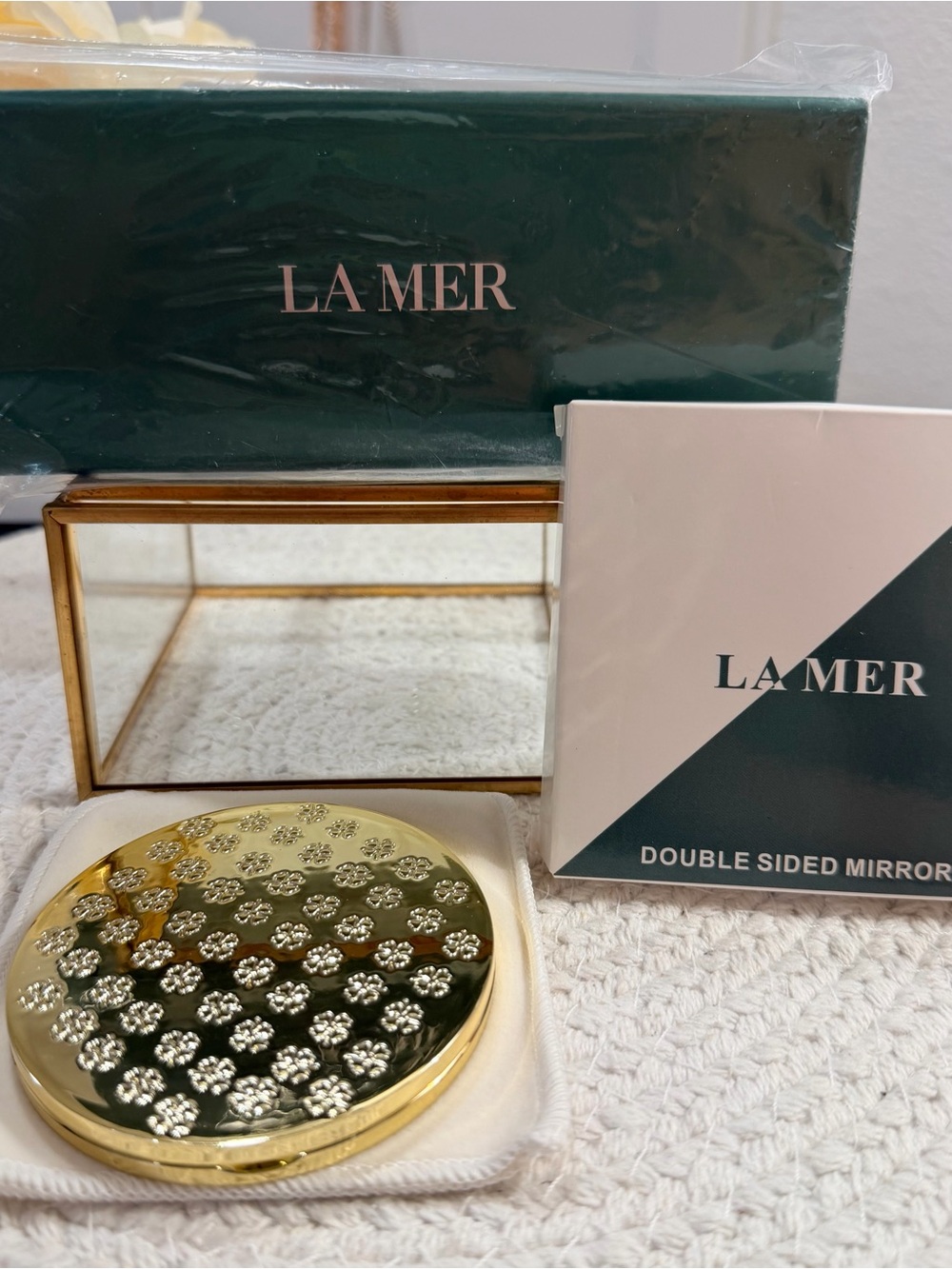 UPDATE: La Mer *SEALED/New in Box *Green Eye Stone Duo + La Mer Compact Mirror✨